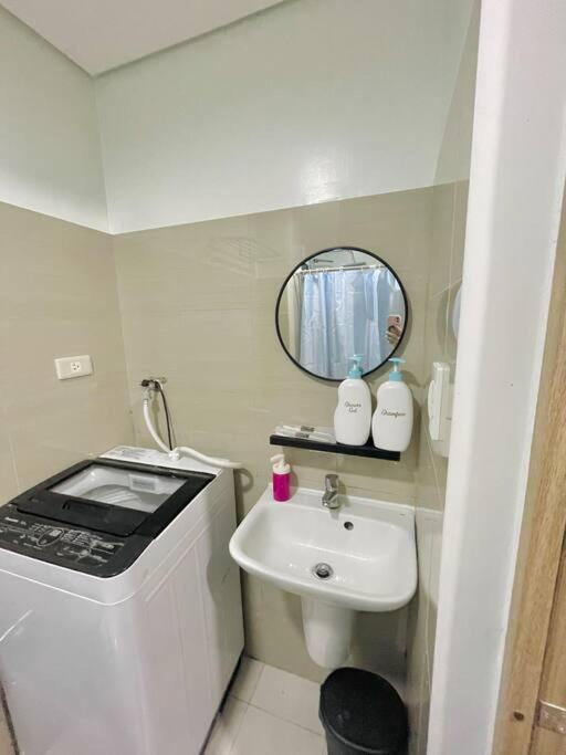 Ocean Room 677 Shore 2 Tower 3 Moa Complex, Pasay City Manila Esterno foto